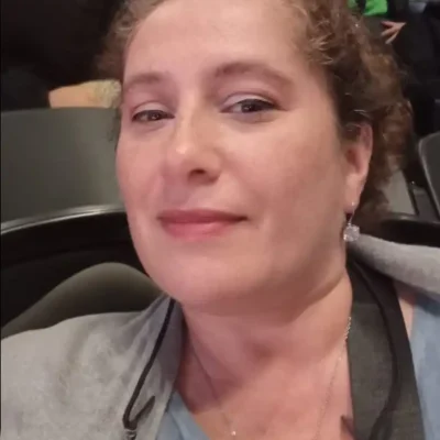 1 Mariana Menéndez