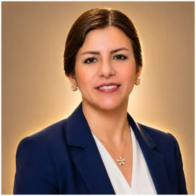 14 Nelly Galarza Fajardo